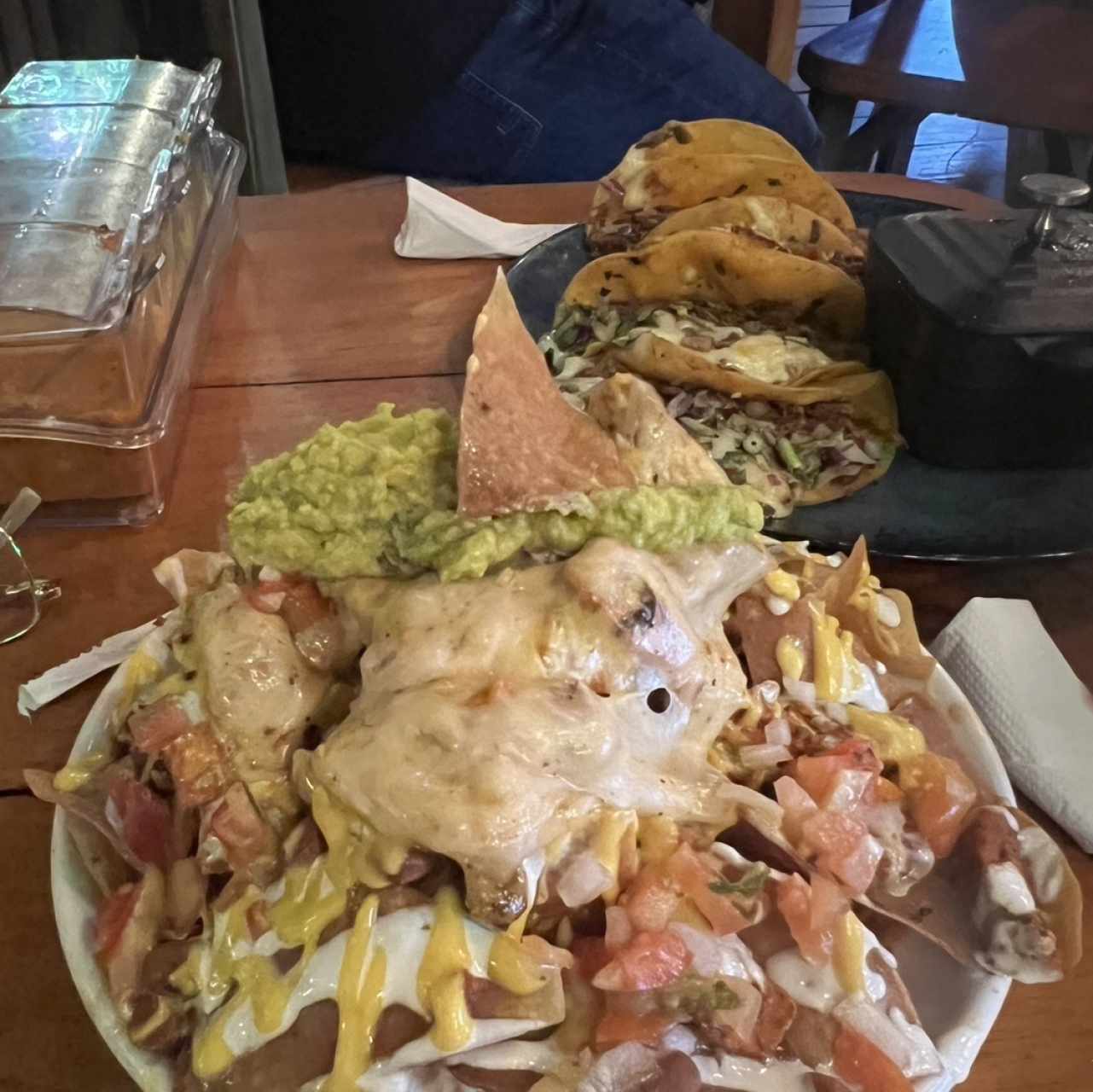 Entradas - Nachos chingones