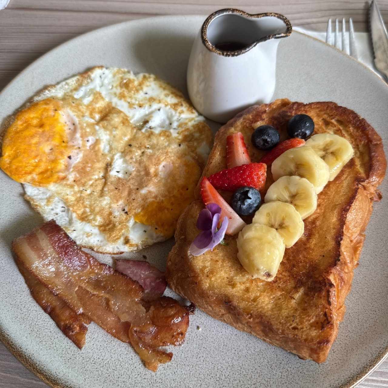 Brioche Toast y Frutos Rojos