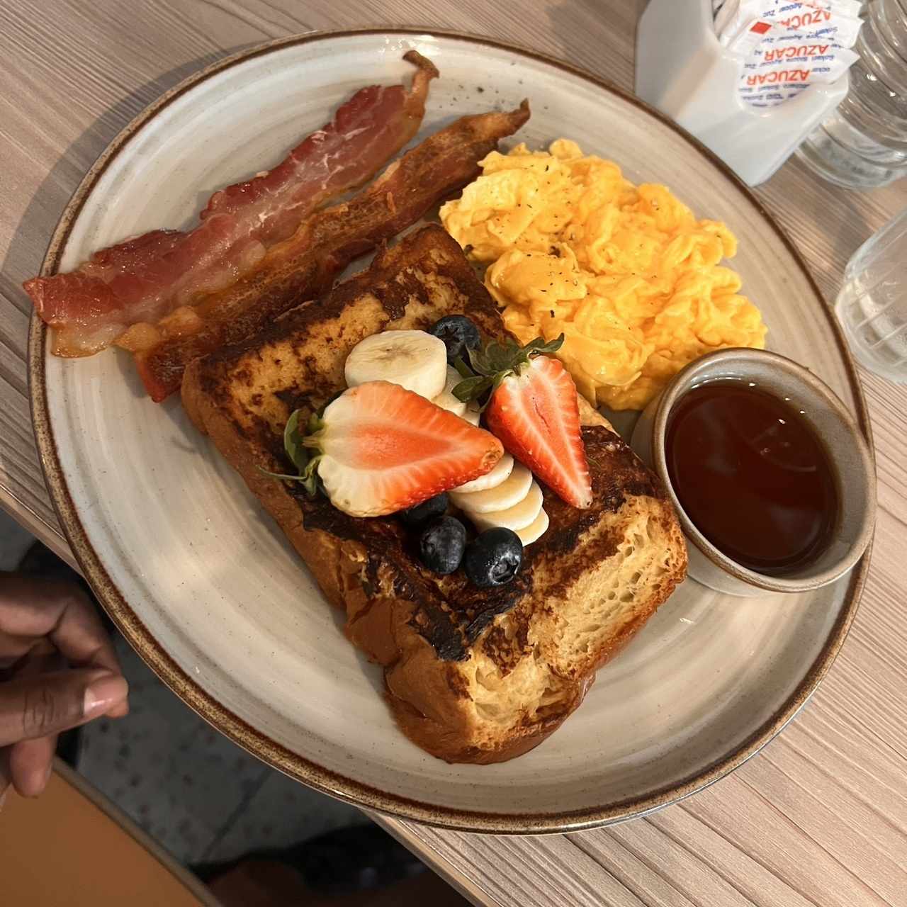 Brioche Toast y Frutos Rojos