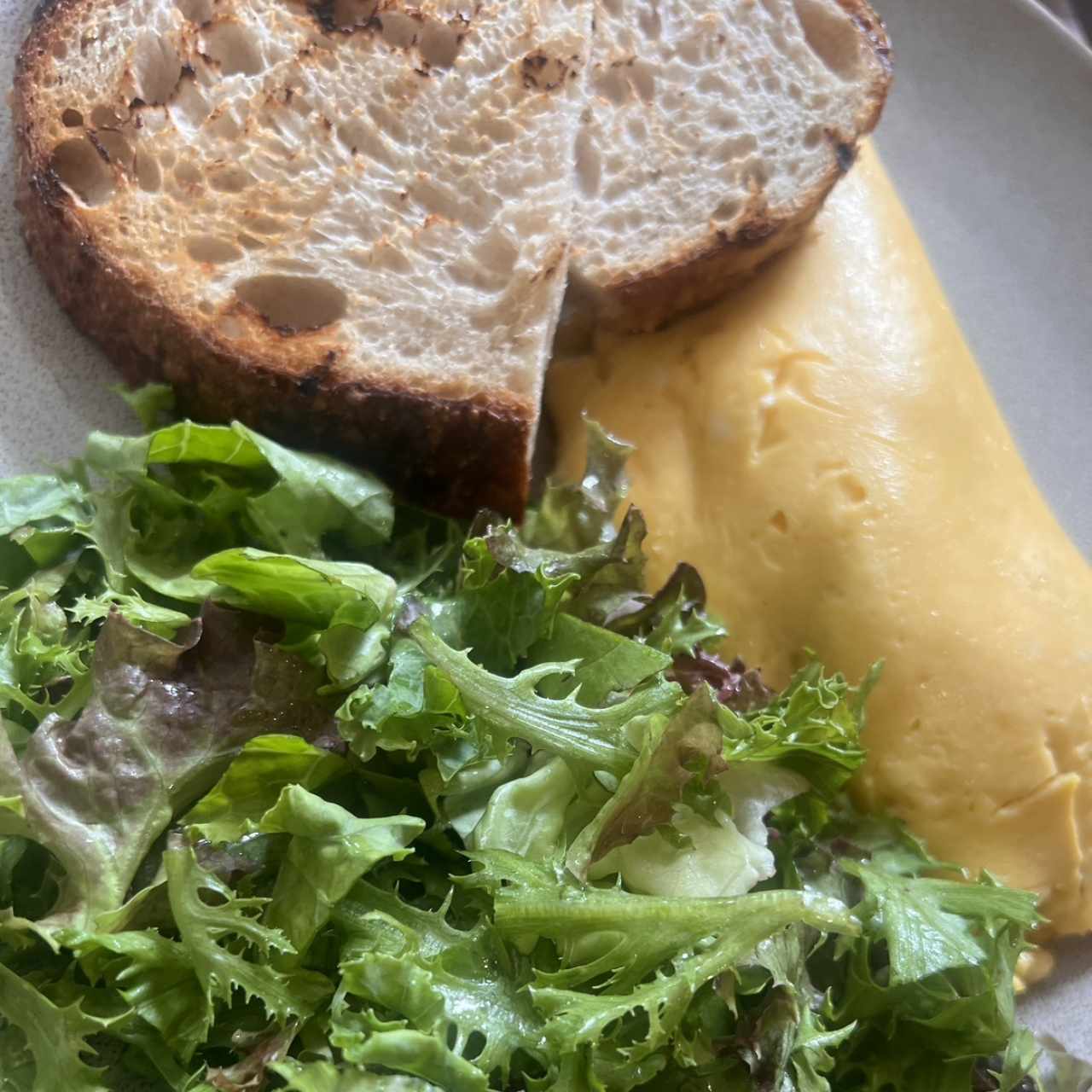 Cebollas y Queso feta (Veg)
