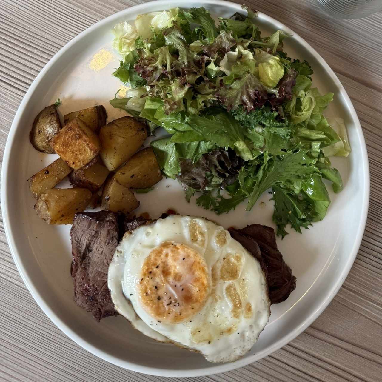 Filete de Res a Caballo