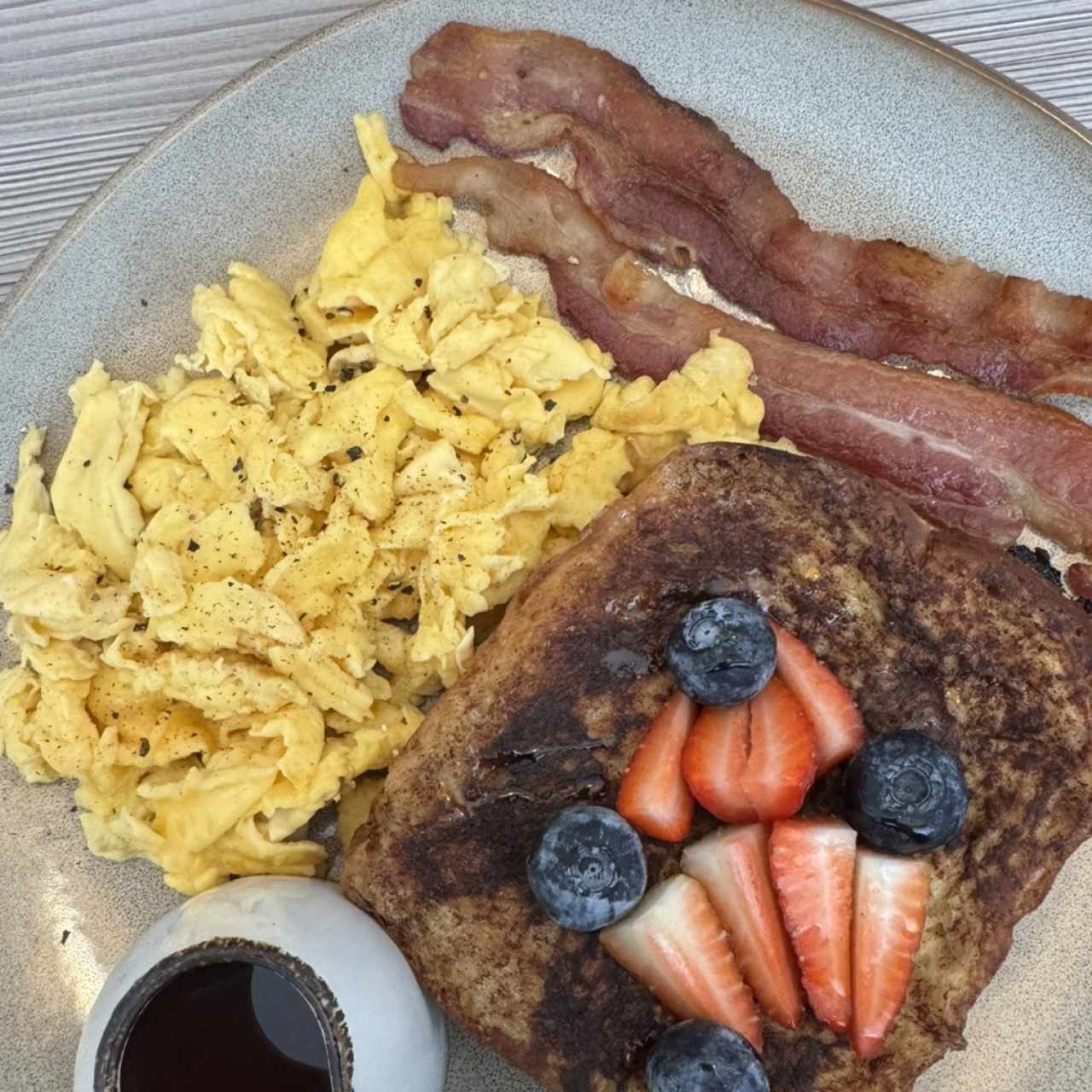 Brioche Toast y Frutos Rojos