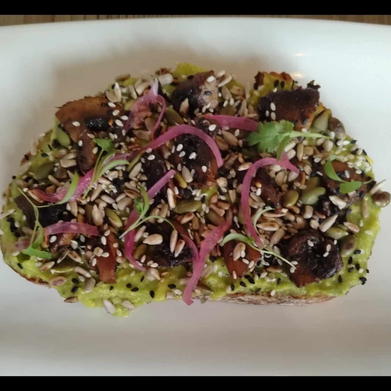 Aguacate y Champiñones (V)
