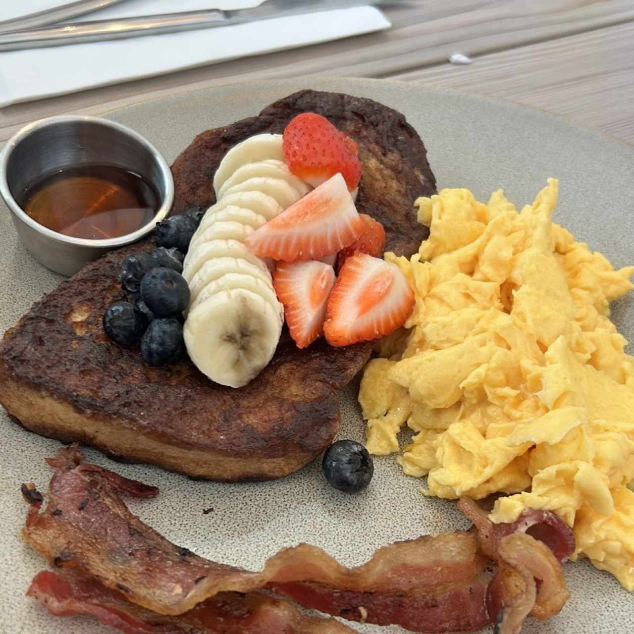 Brioche Toast y Frutos Rojos