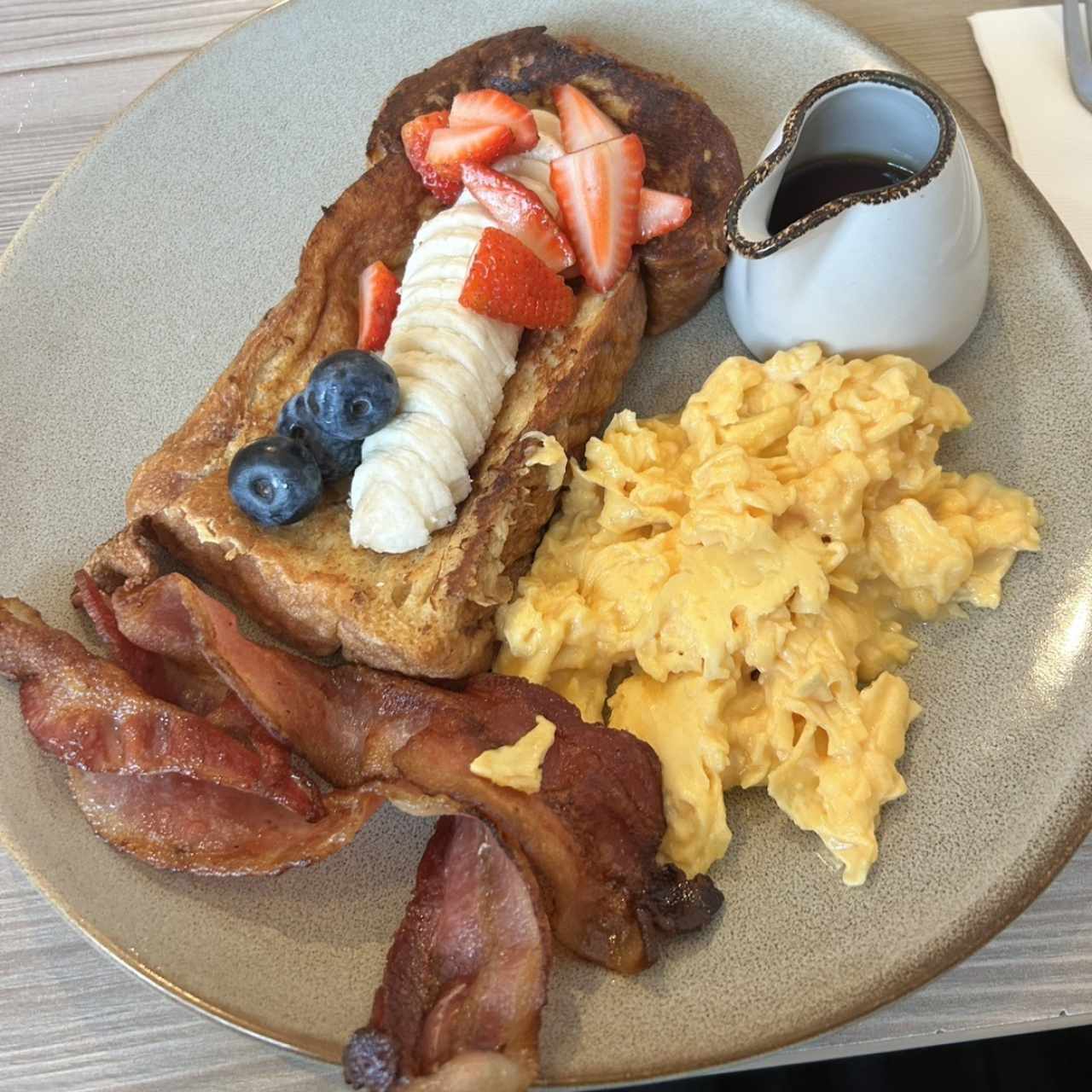 Brioche Toast y Frutos Rojos