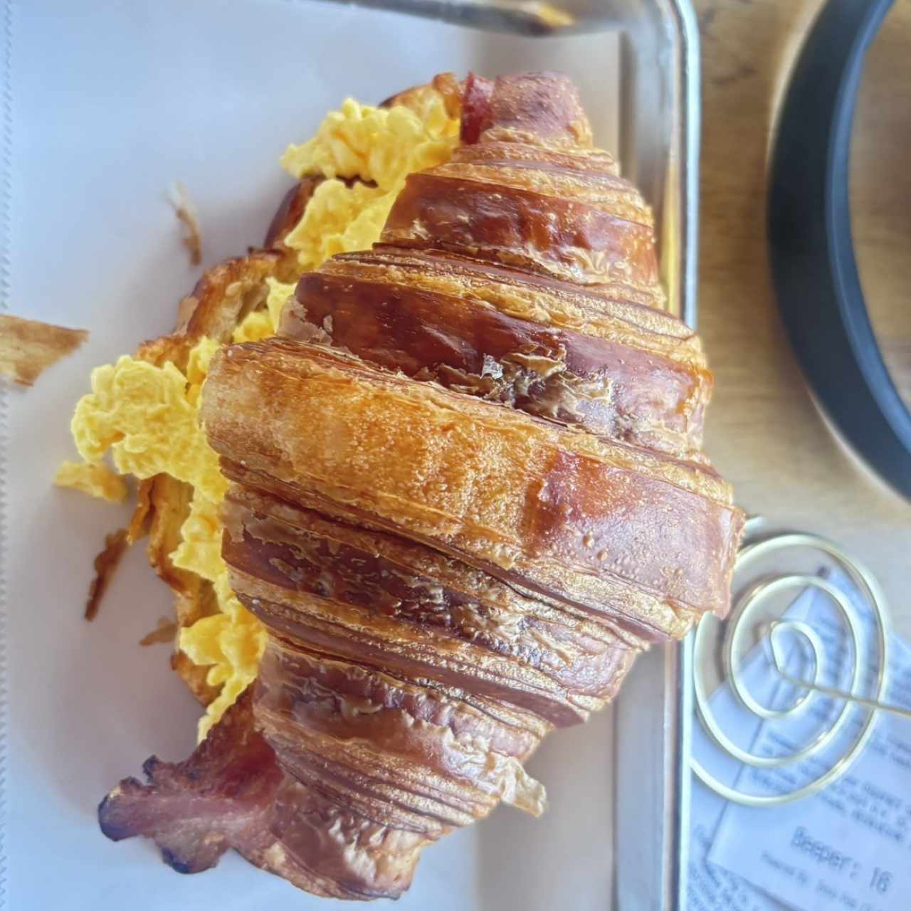 Croissant de Tocino y Huevo