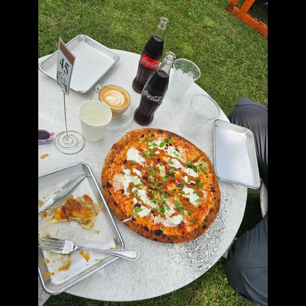 Pizza con Burrata