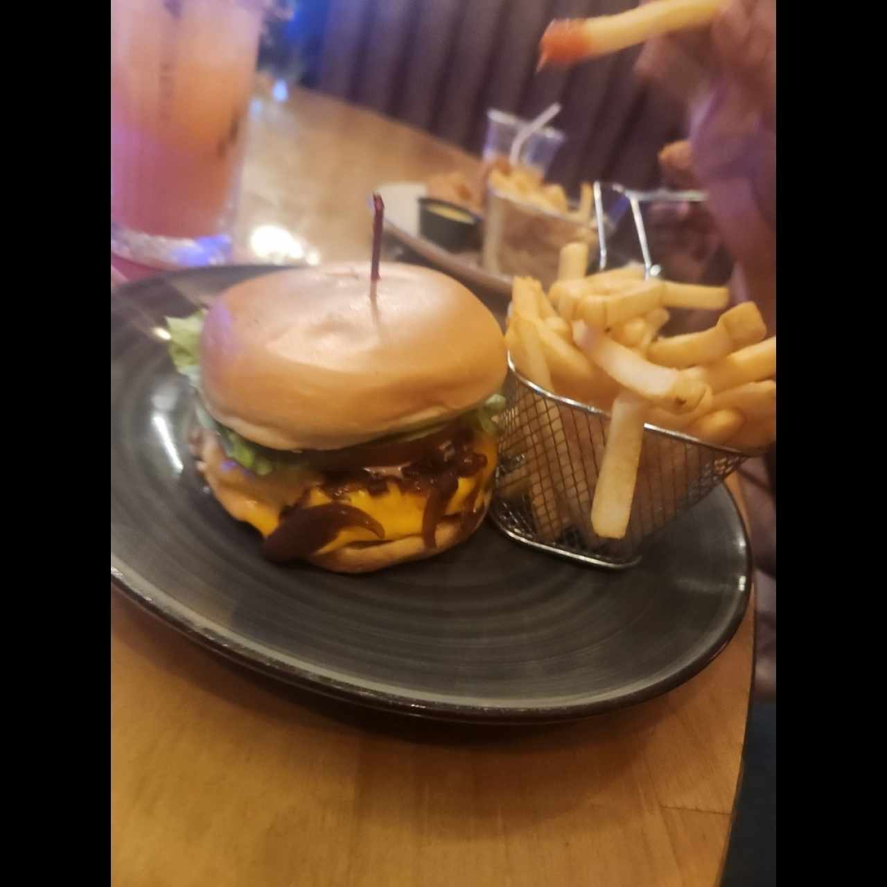 cheeseburguer