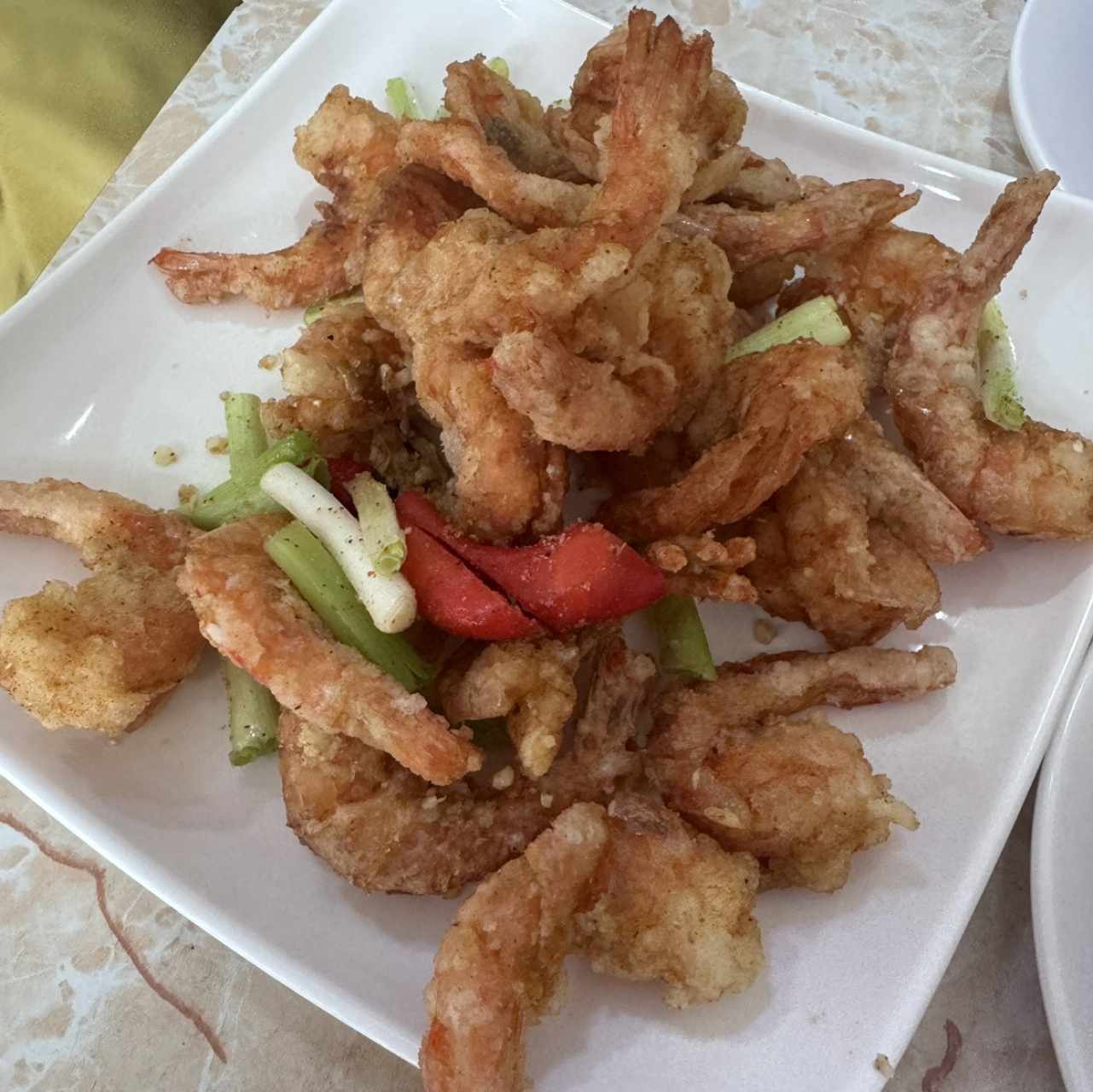 Camarones a la sal y pimienta