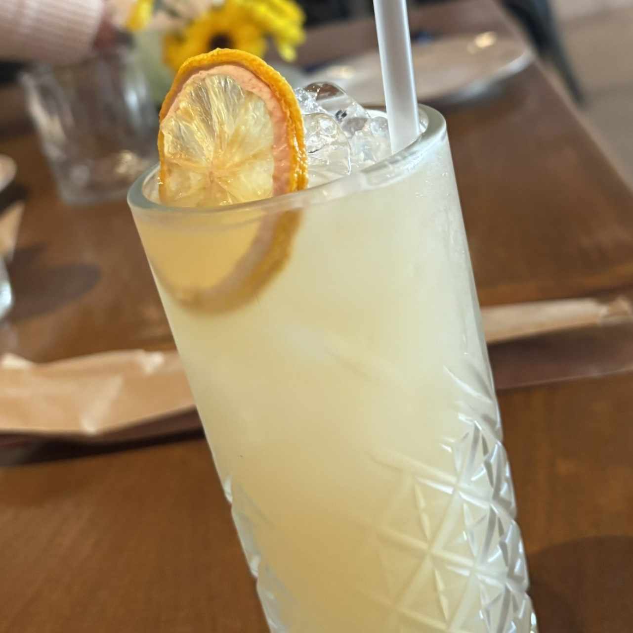 Limonada con gengibre