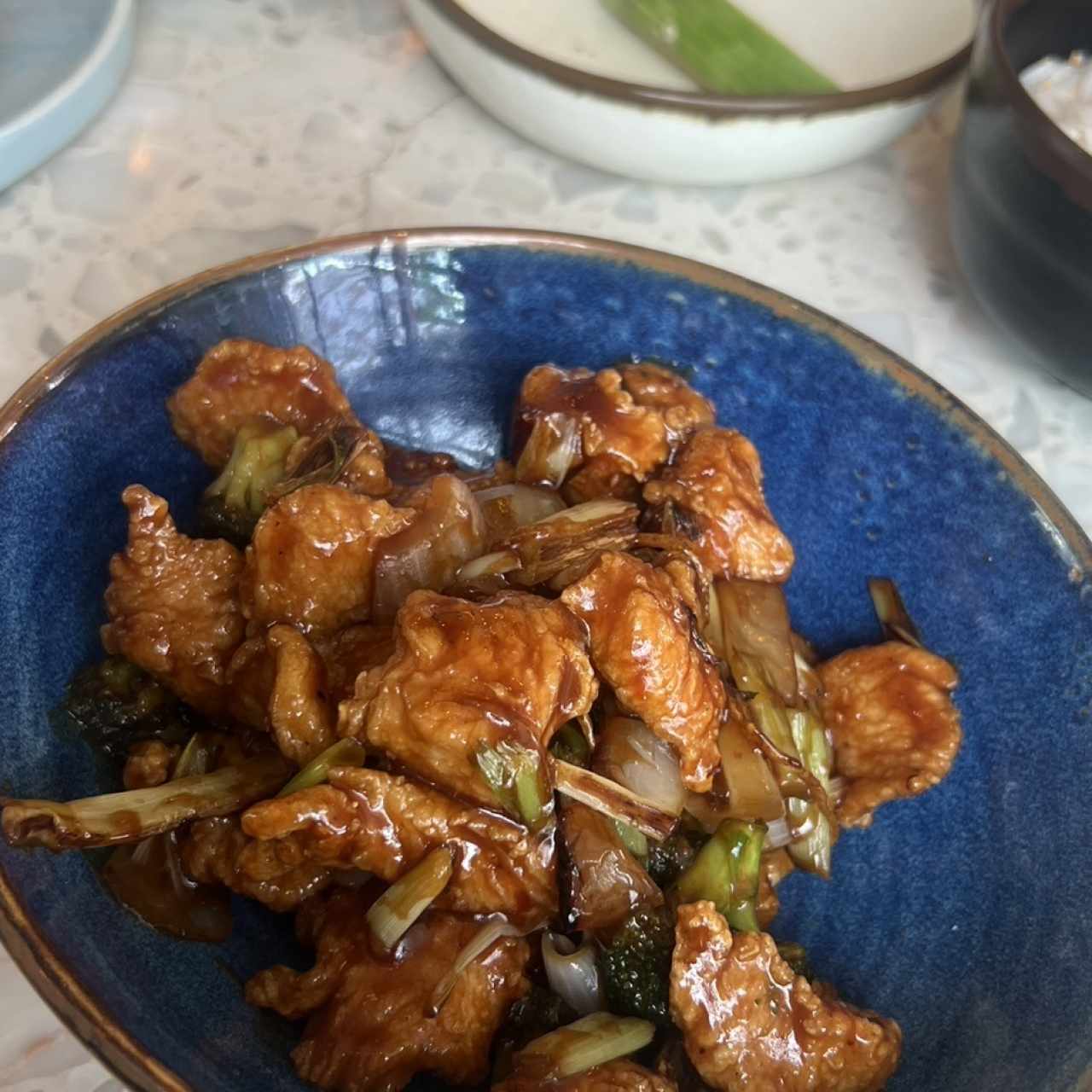 Platos Calientes - Mongolian chicken