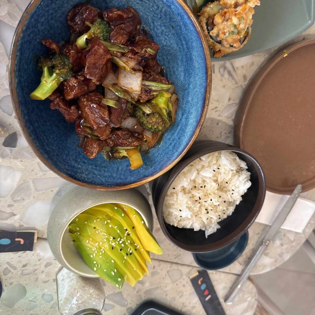 Platos Calientes - Mongolian Beef
