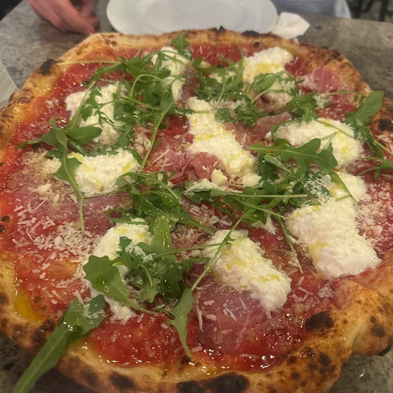 Pizzas Rojas - Speck e Stracciatella