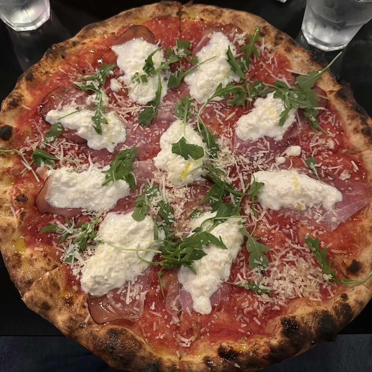 Pizzas Rojas - Speck e Stracciatella