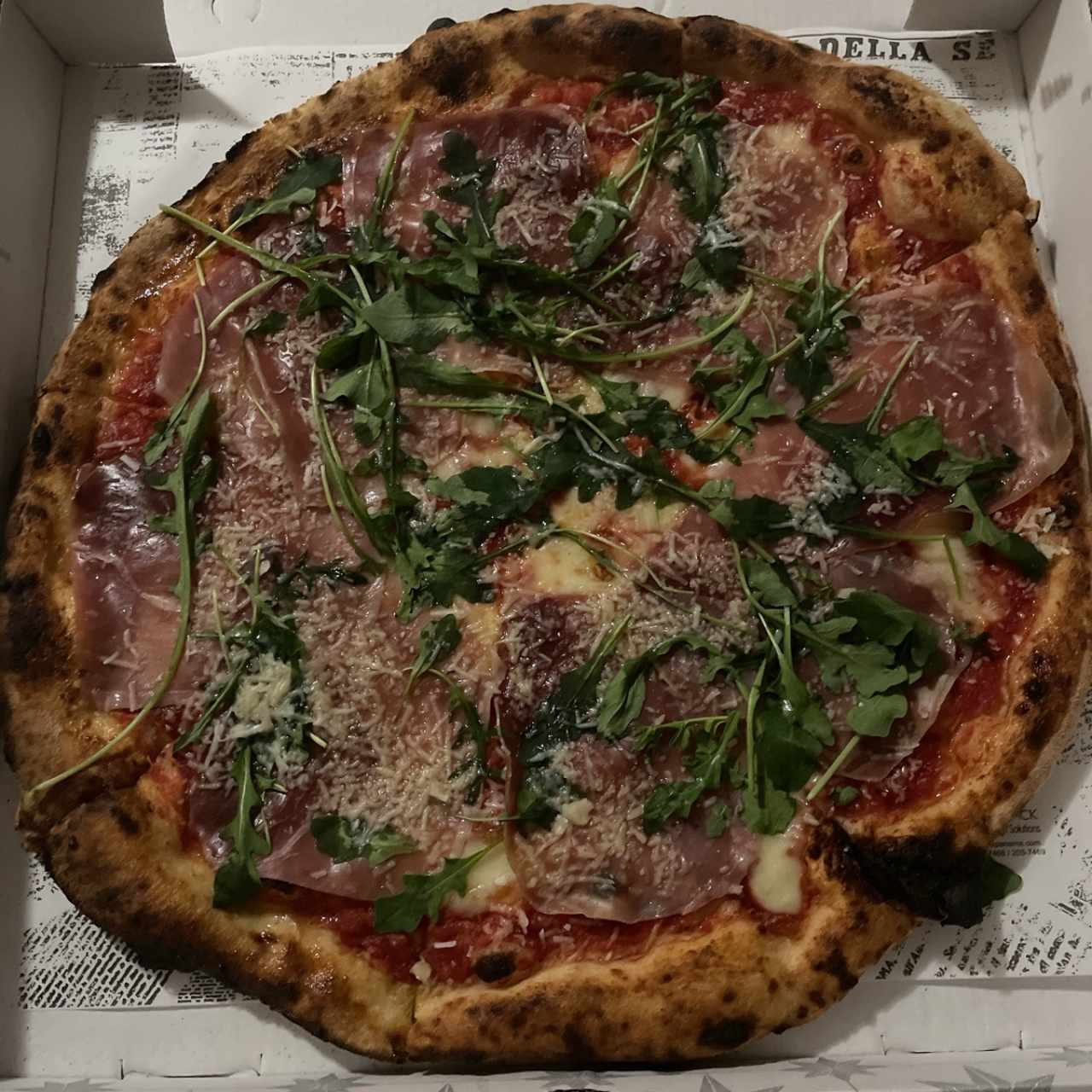 Pizzas Rojas - Prosciutto e Rucula