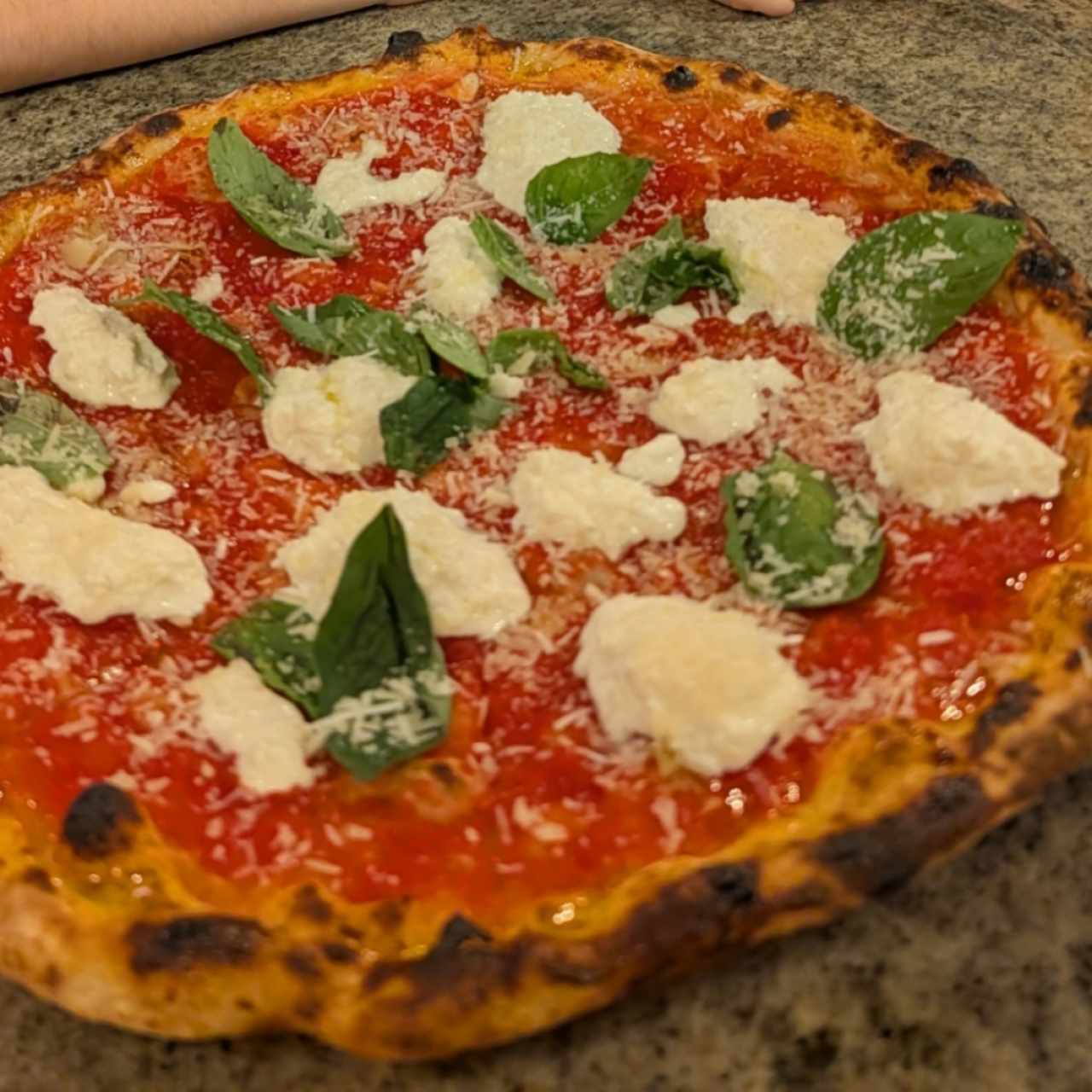 pizza margarita straciatella