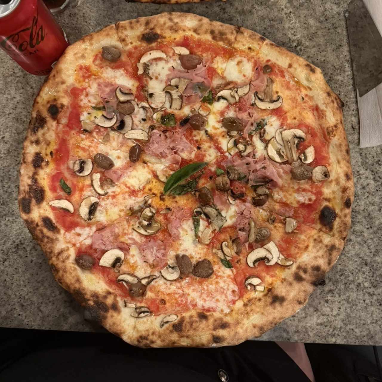 Pizzas Rojas - Cotto e Funghi