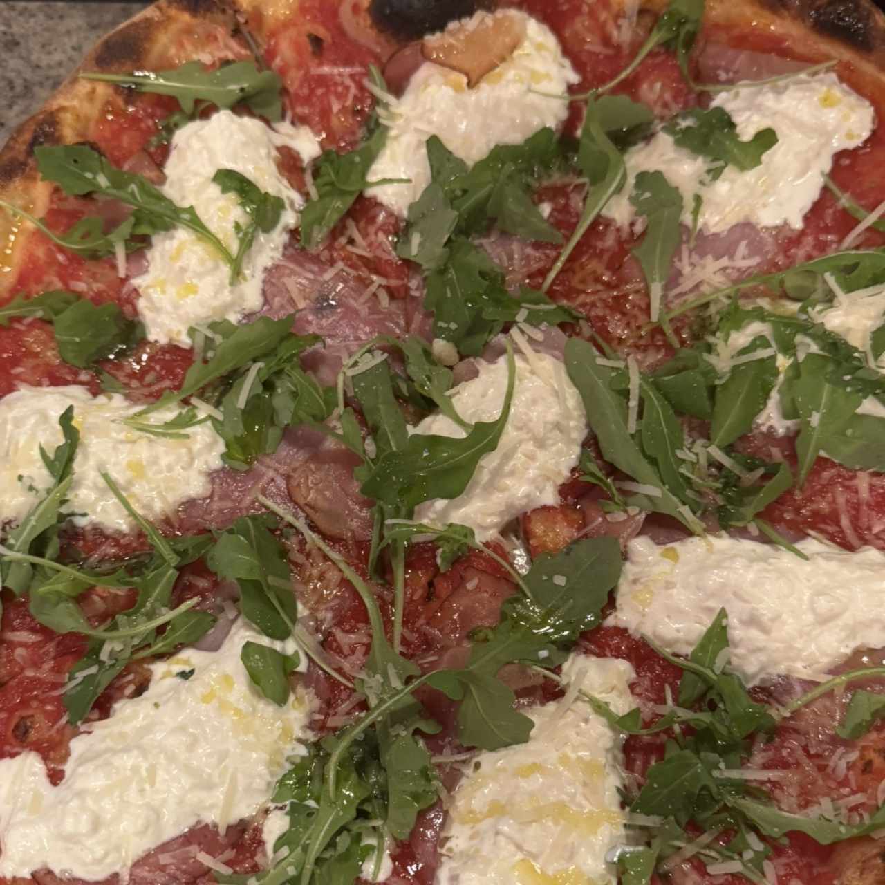 Pizzas Rojas - Speck e Stracciatella