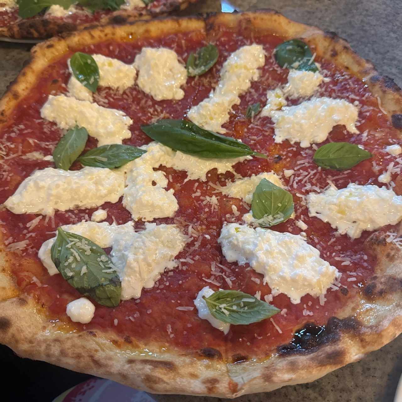 Pizzas Rojas - Margherita con Stracciatella