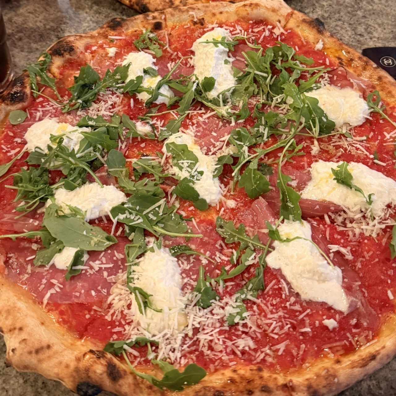 Pizzas Rojas - Speck e Stracciatella