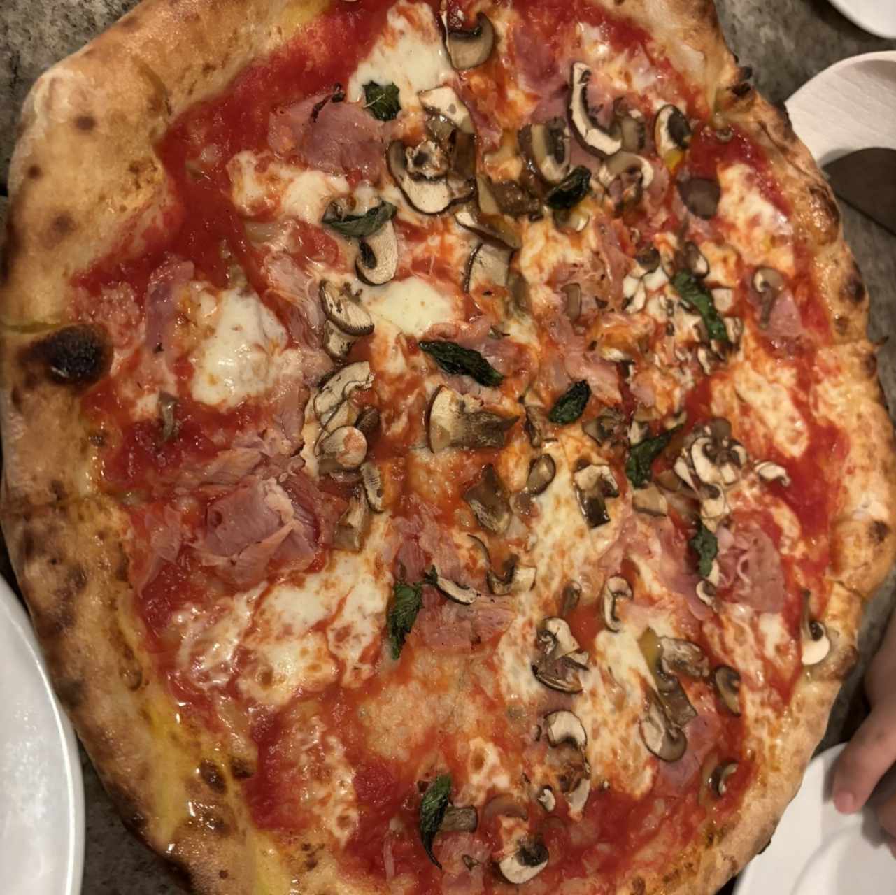 Pizzas Rojas - Cotto e Funghi