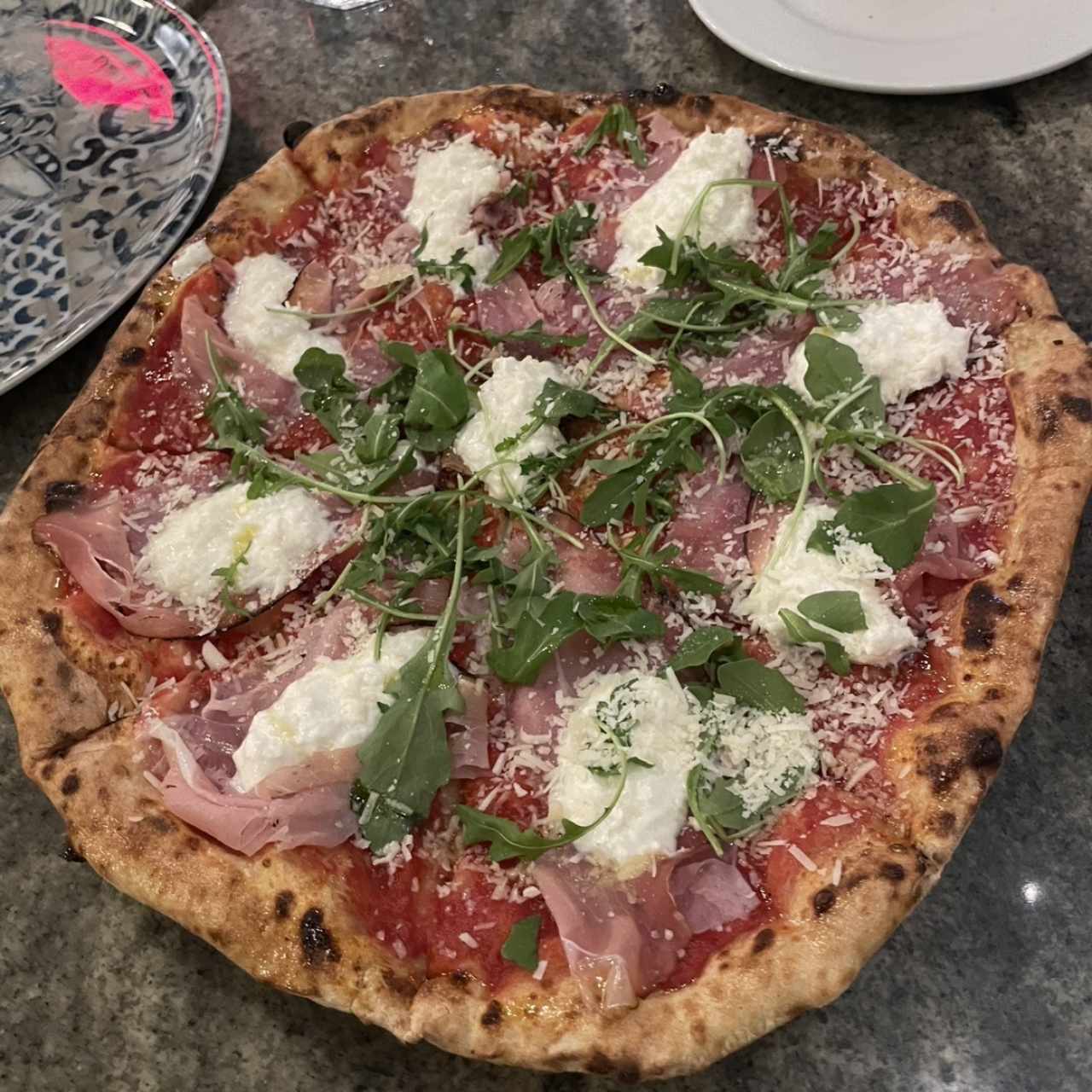 Pizzas Rojas - Speck e Stracciatella