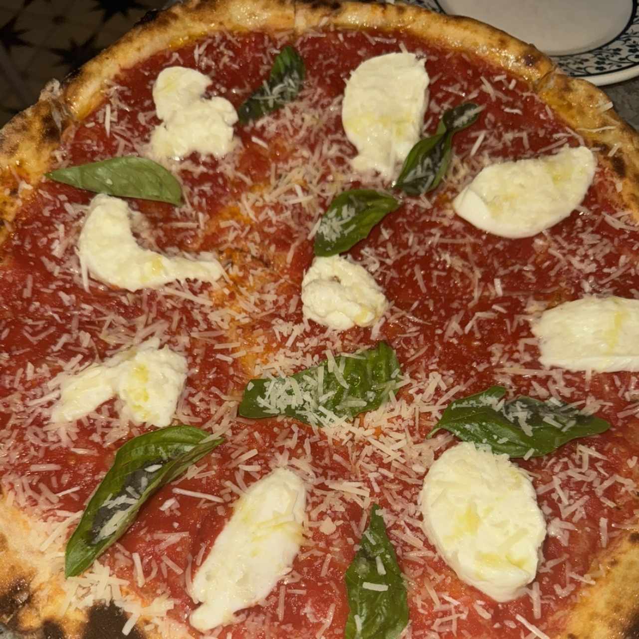 Pizzas Rojas - Margherita con Búfala