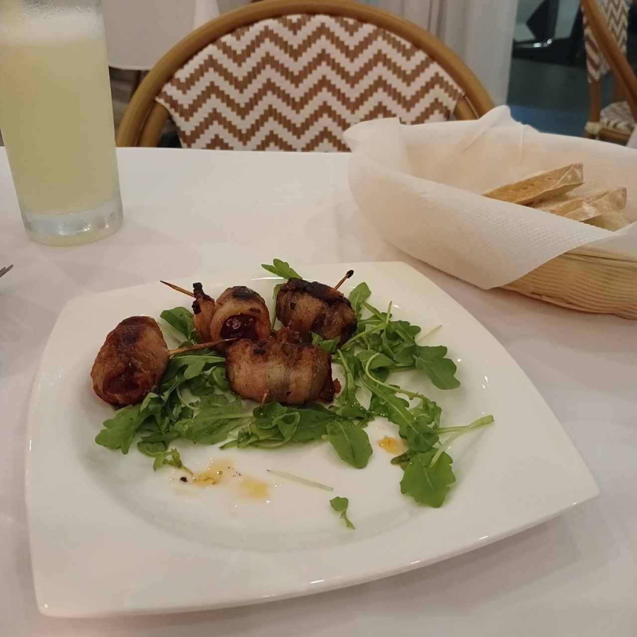 Antipasti - Datteri alla Pancetta