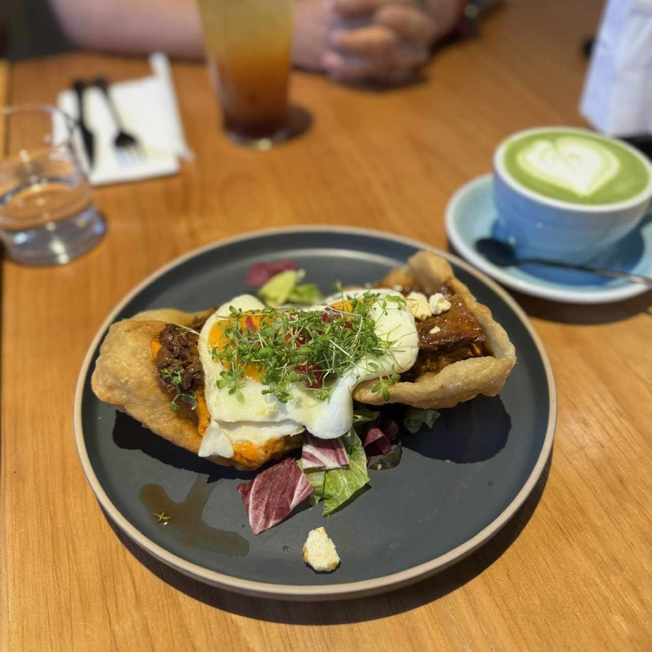 HOJALDRA BRISKET AL ESTILO AU CHEVAL