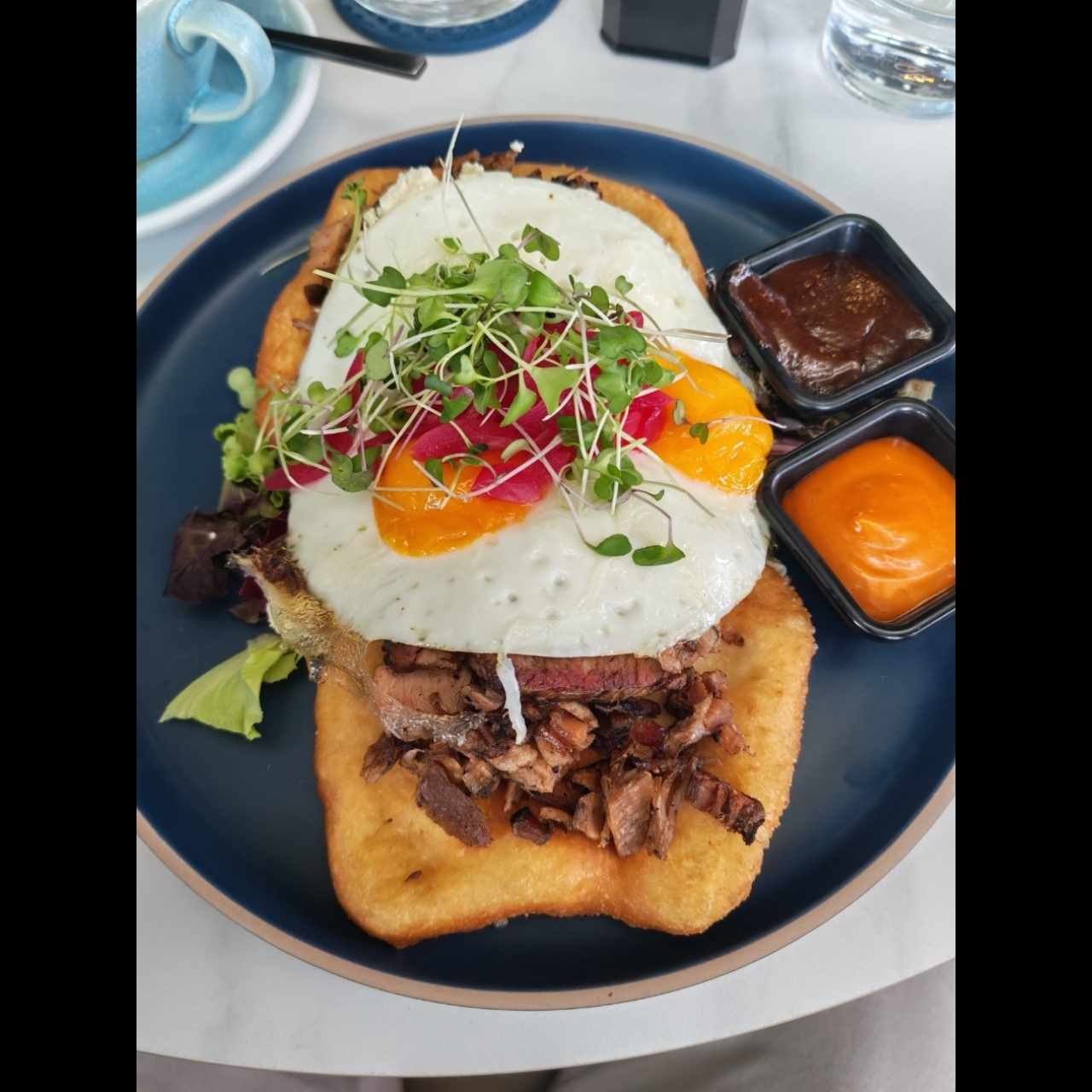 HOJALDRA BRISKET AL ESTILO AU CHEVAL