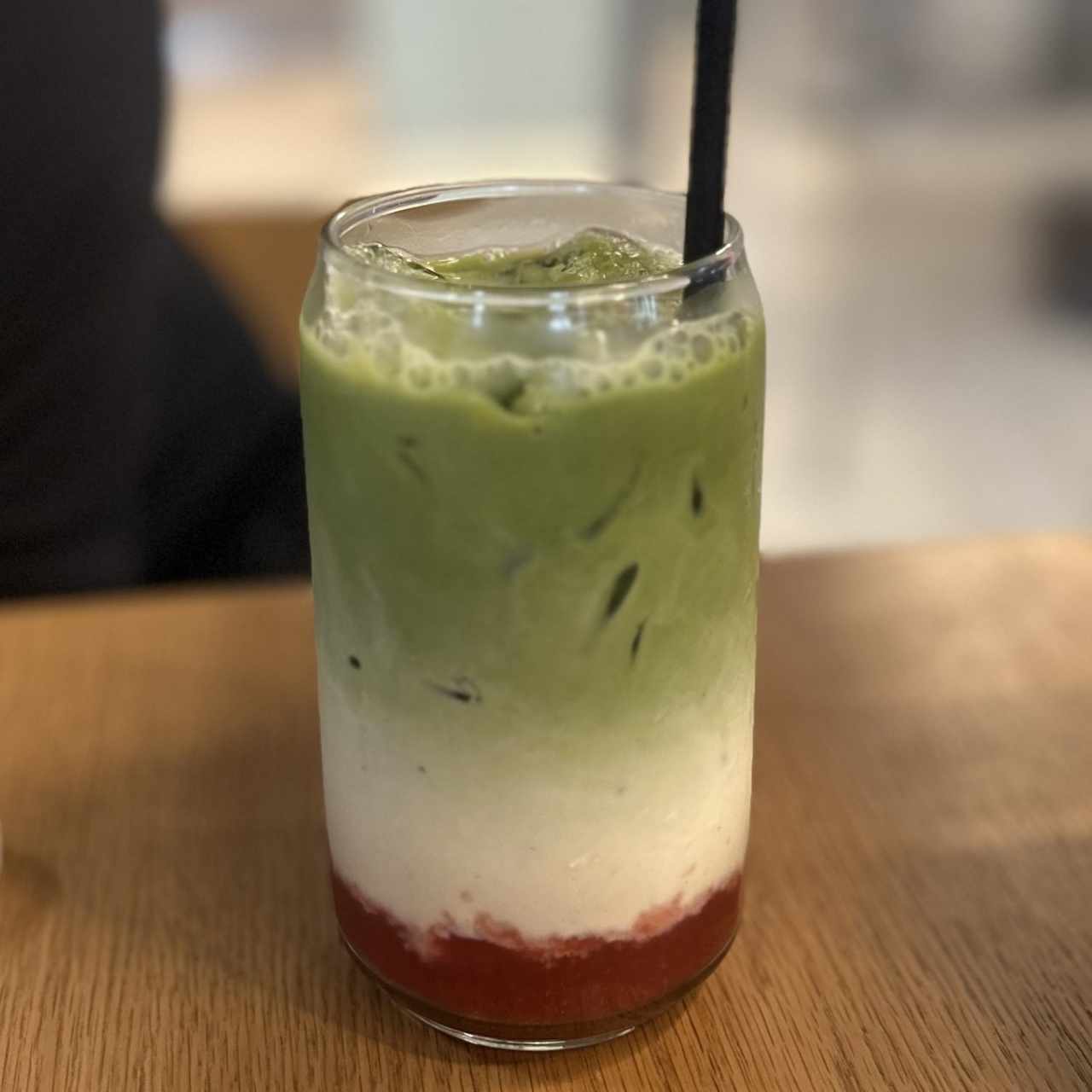 Matcha latte con fresa