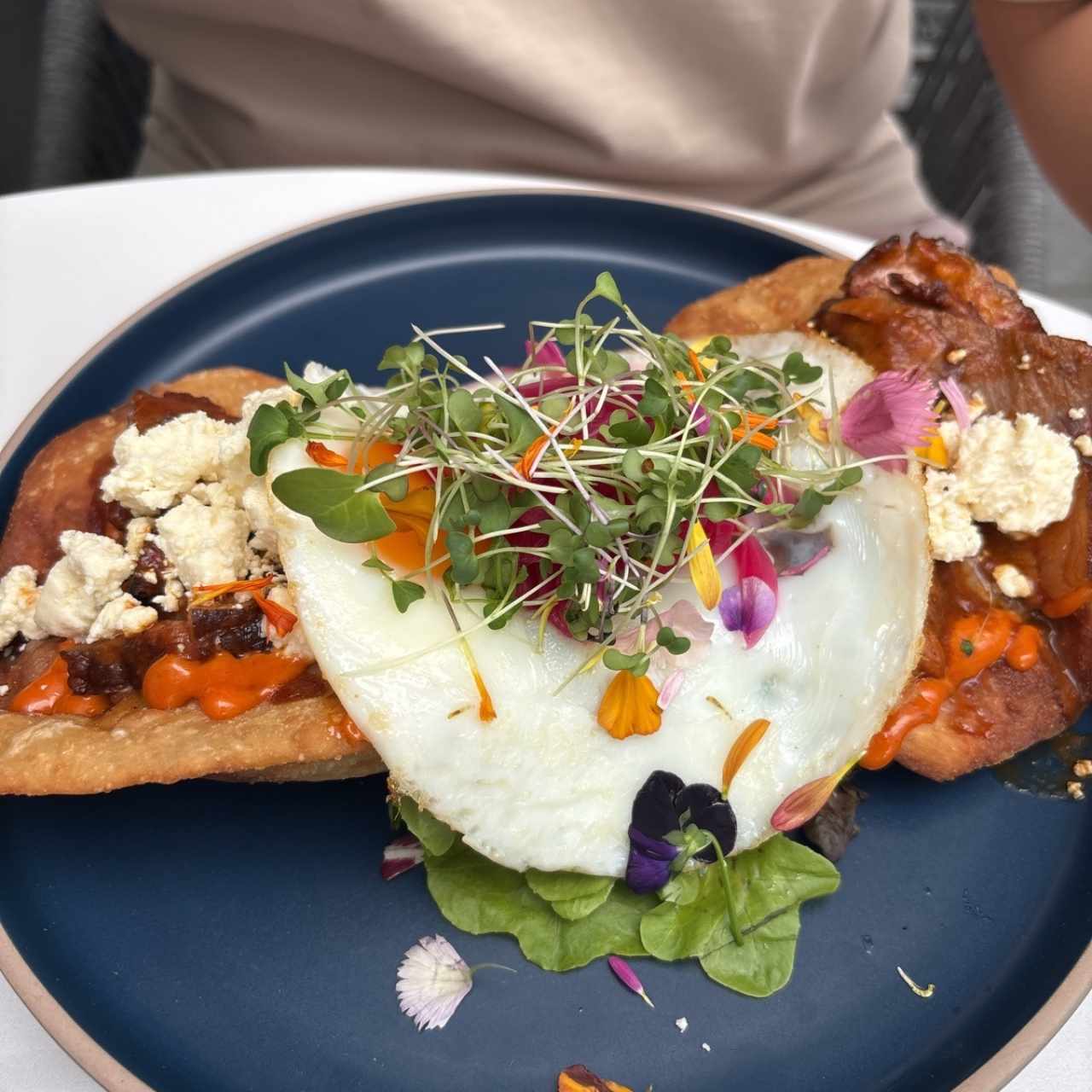 HOJALDRA BRISKET AL ESTILO AU CHEVAL