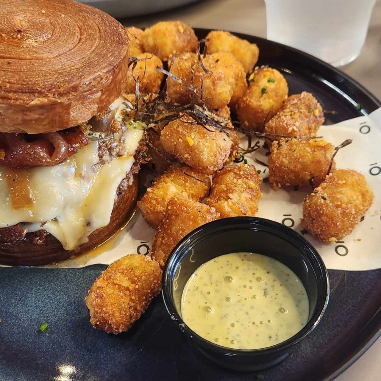 Saisho Burger