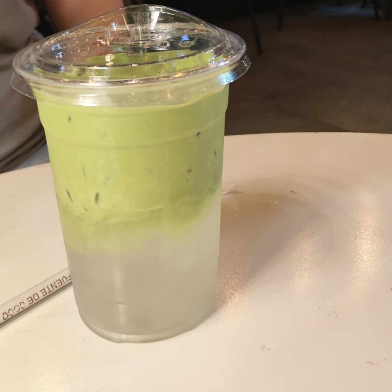 Matcha con agua de coco