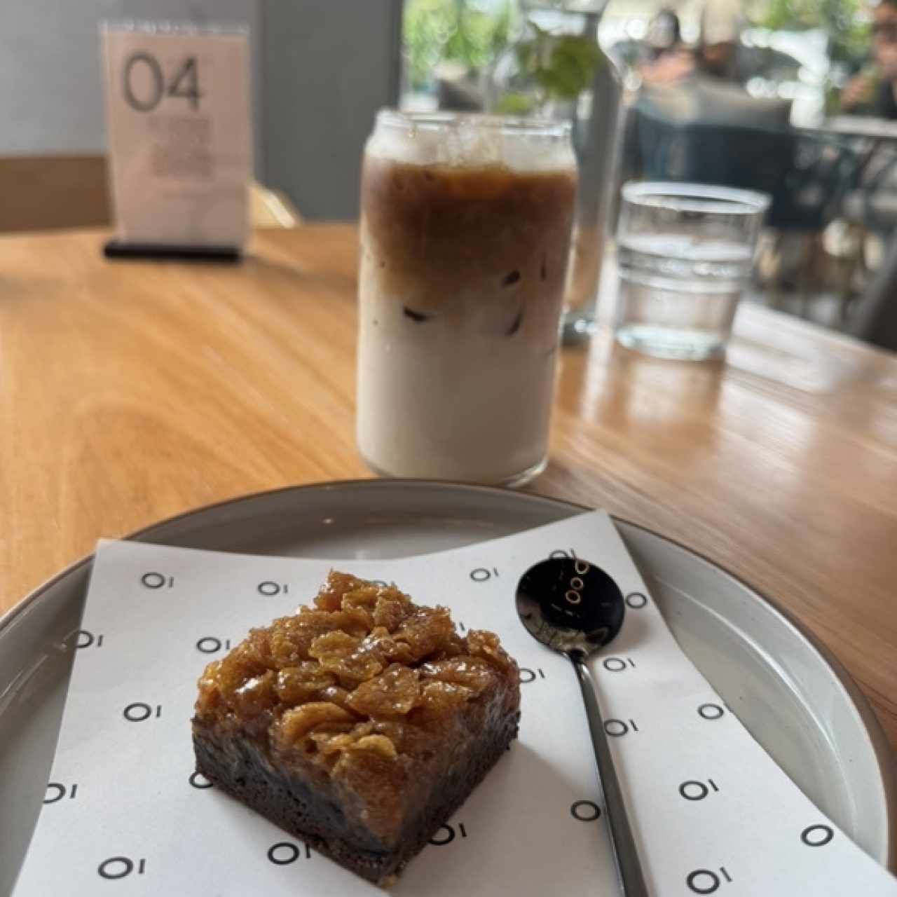 Iced latte + postre
