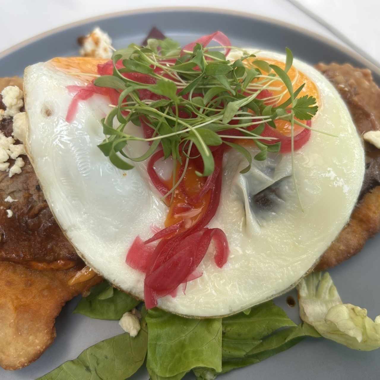 HOJALDRA BRISKET AL ESTILO AU CHEVAL