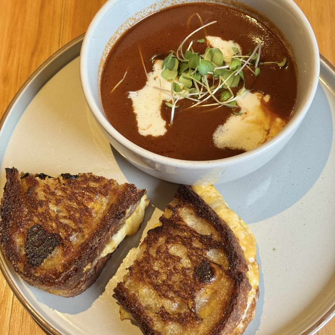 TOMATO SOUP & GRILLED CHEESE SANDWICH