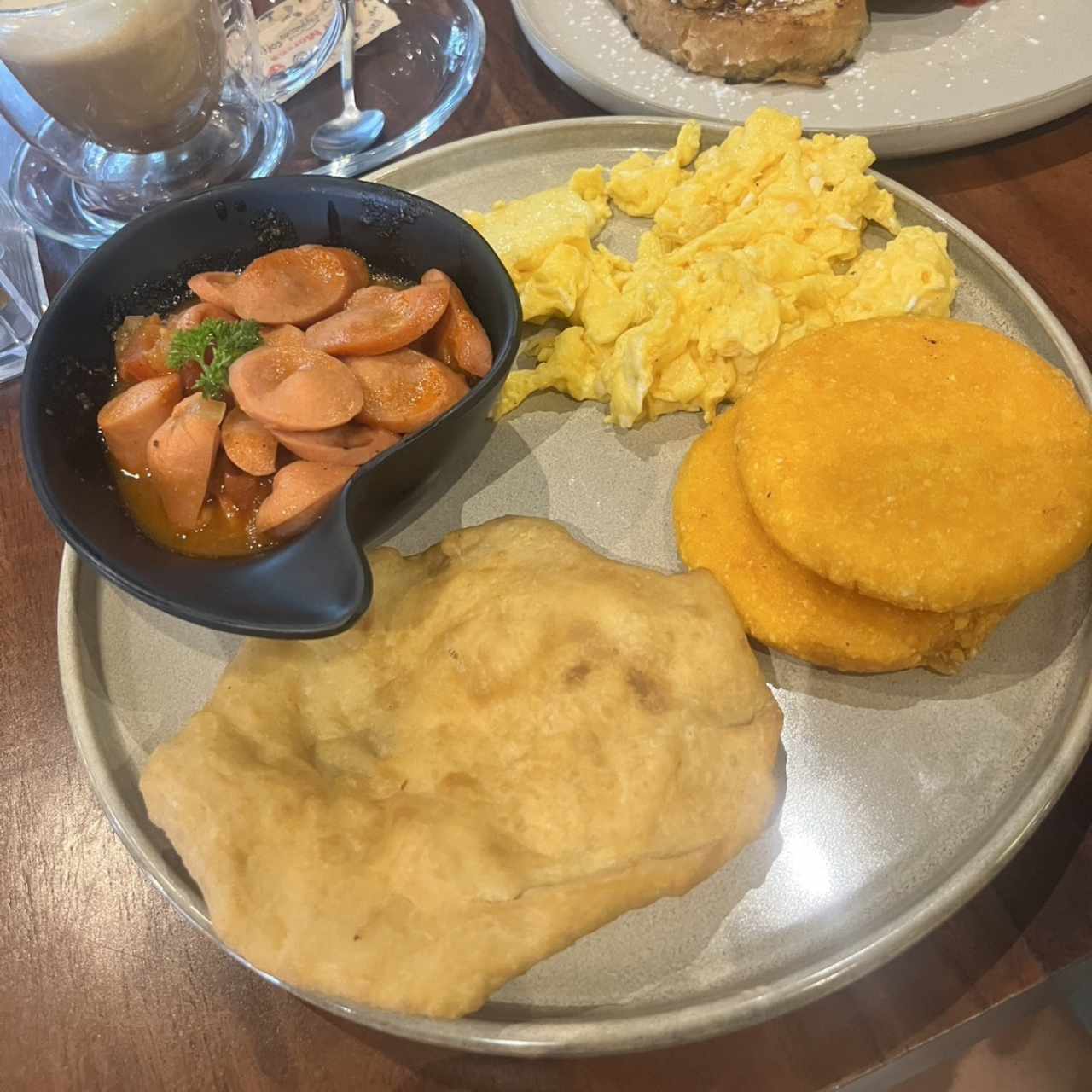 Desayunos - Panameño Valiente
