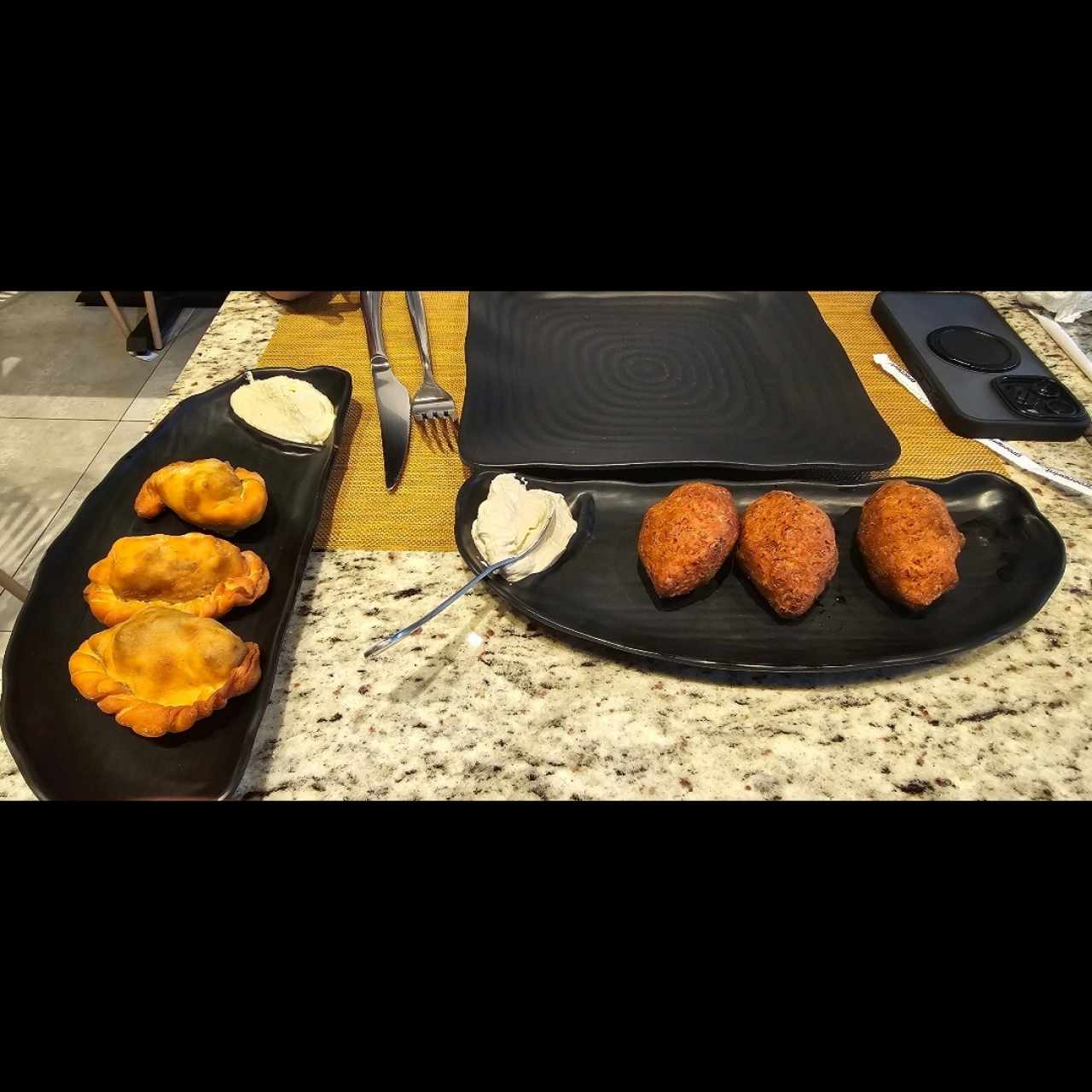 Kibbe y empanadas de carne
