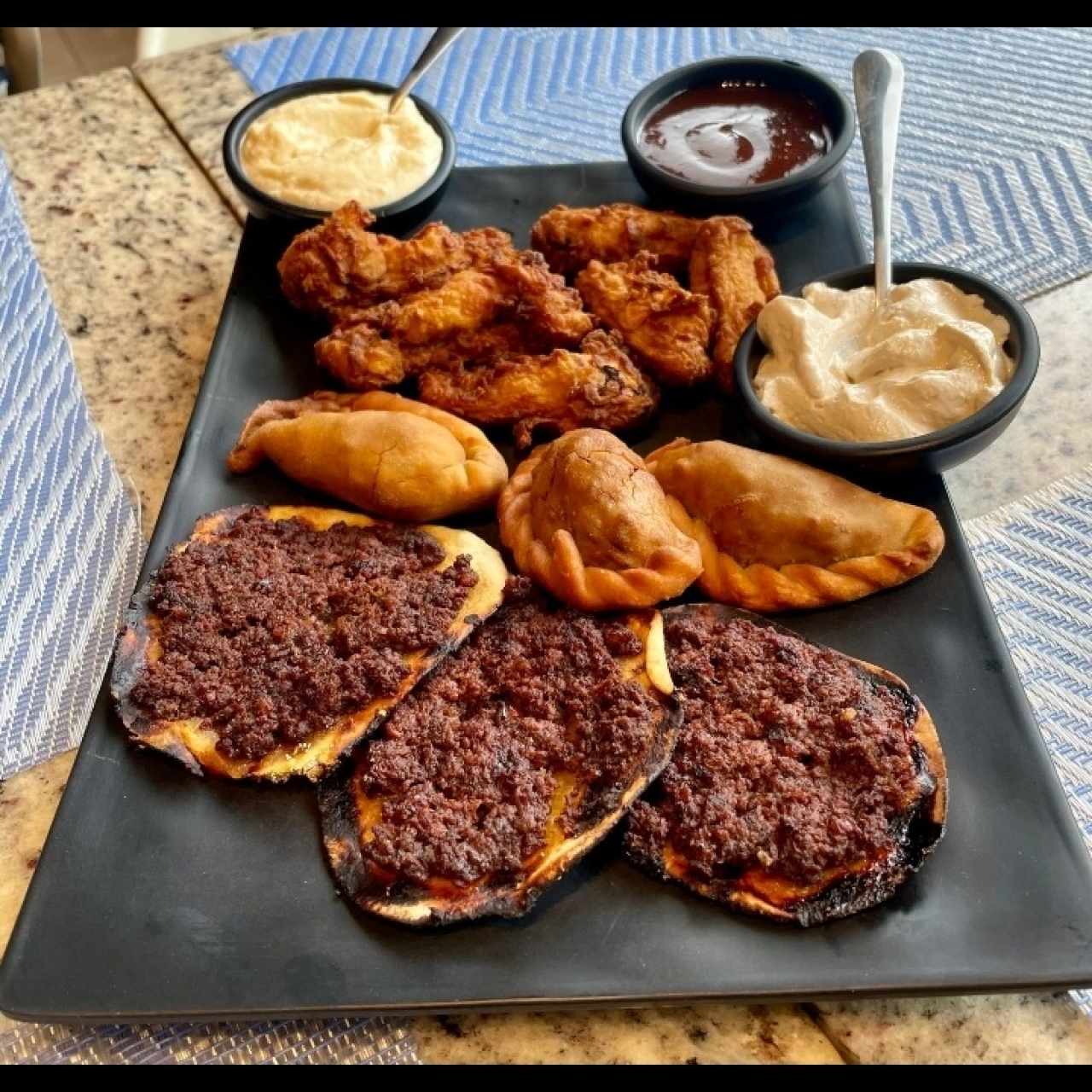 Aperitivos - Picadas Mixtas