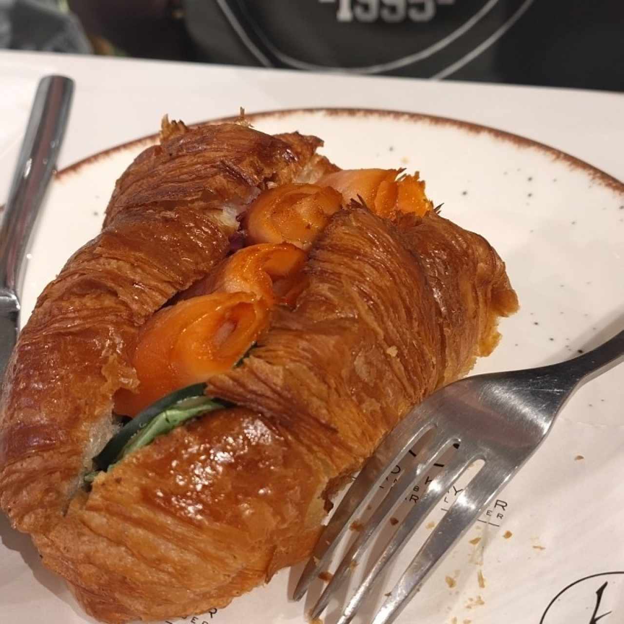 croissant de salmón ahumado 