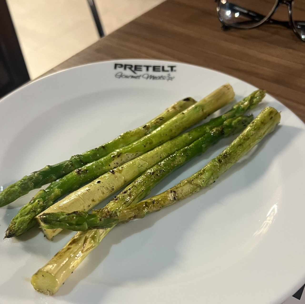 ACOMPAÑAMIENTOS PREMIUM - ESPÁRRAGOS AL GRILL