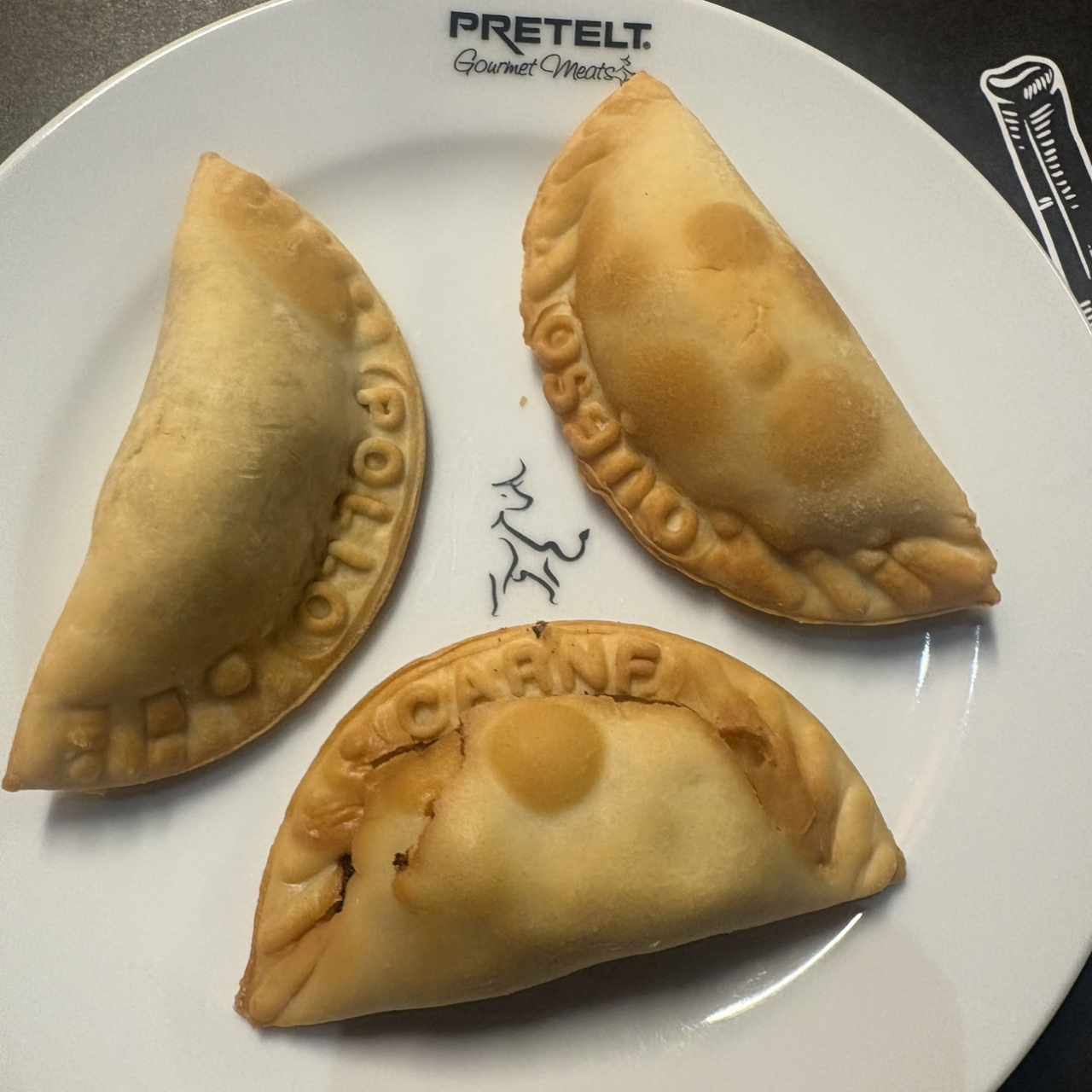MIX DE EMPANADAS (3 unidades)