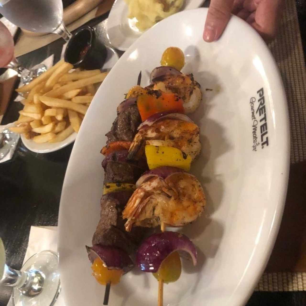 BROCHETA MAR Y TIERRA