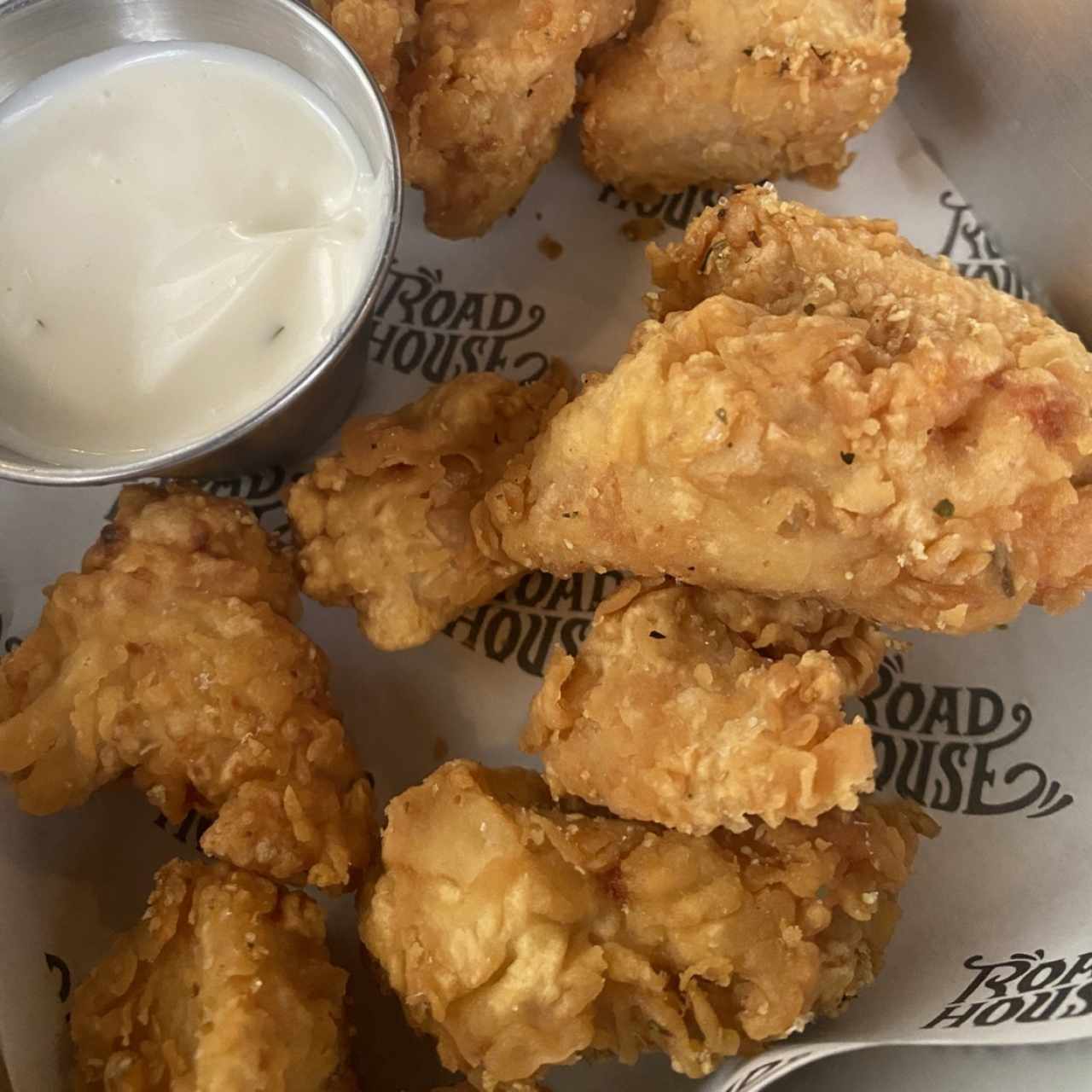 Chicharrón de Pollo con Salsa Ranch