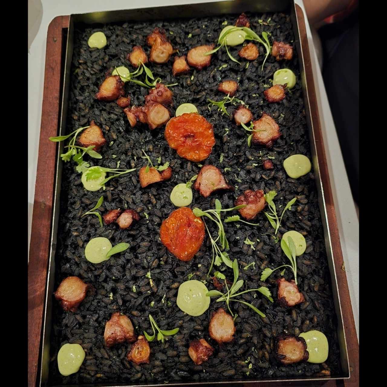 NEGRO DE PULPO CROCANTE