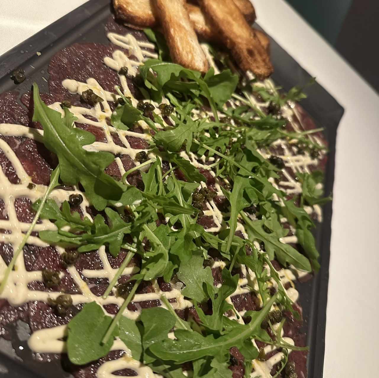 ENTRADAS FRÍAS - CARPACCIO VITELLO TONNATO