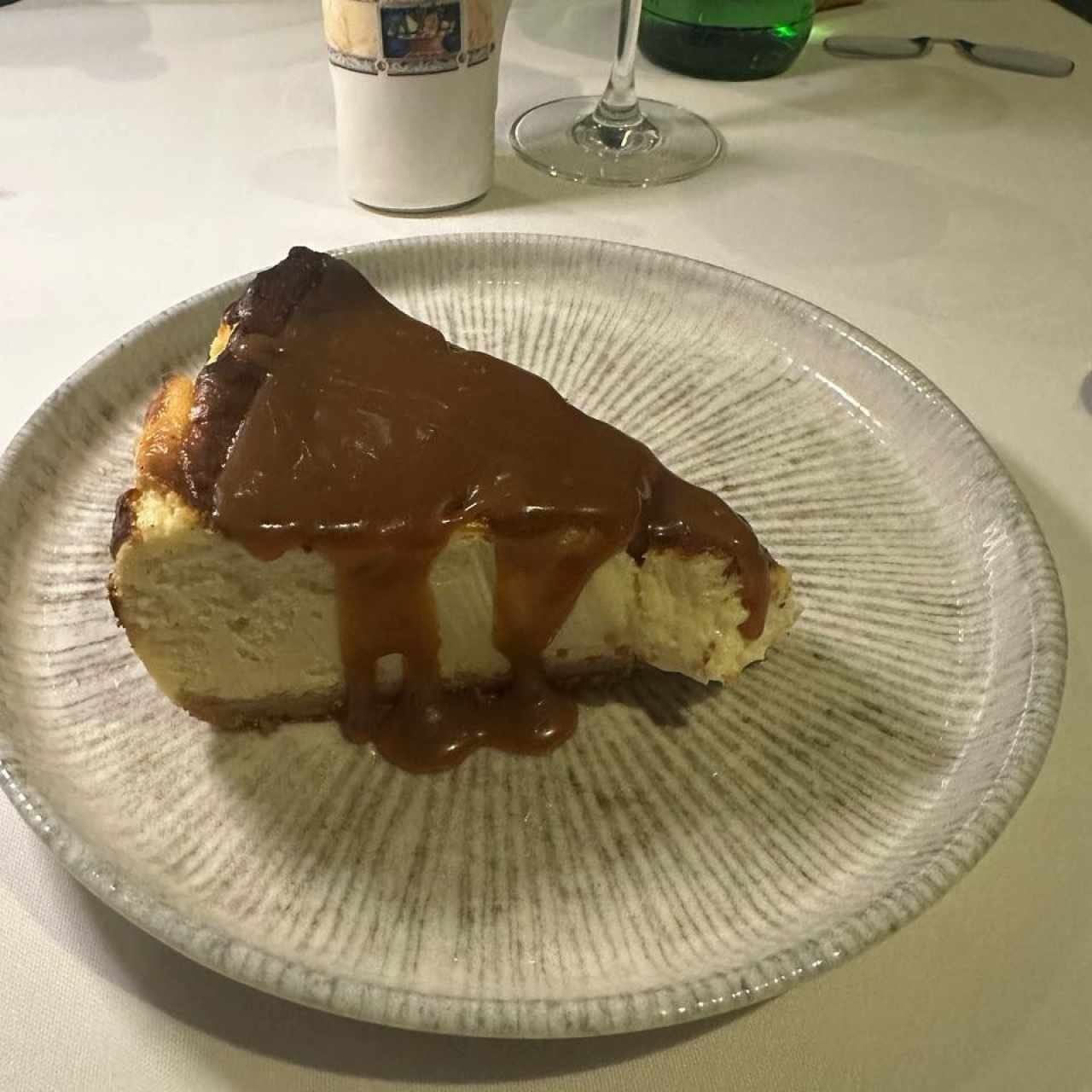 Cheescake con toffee de cardamomo