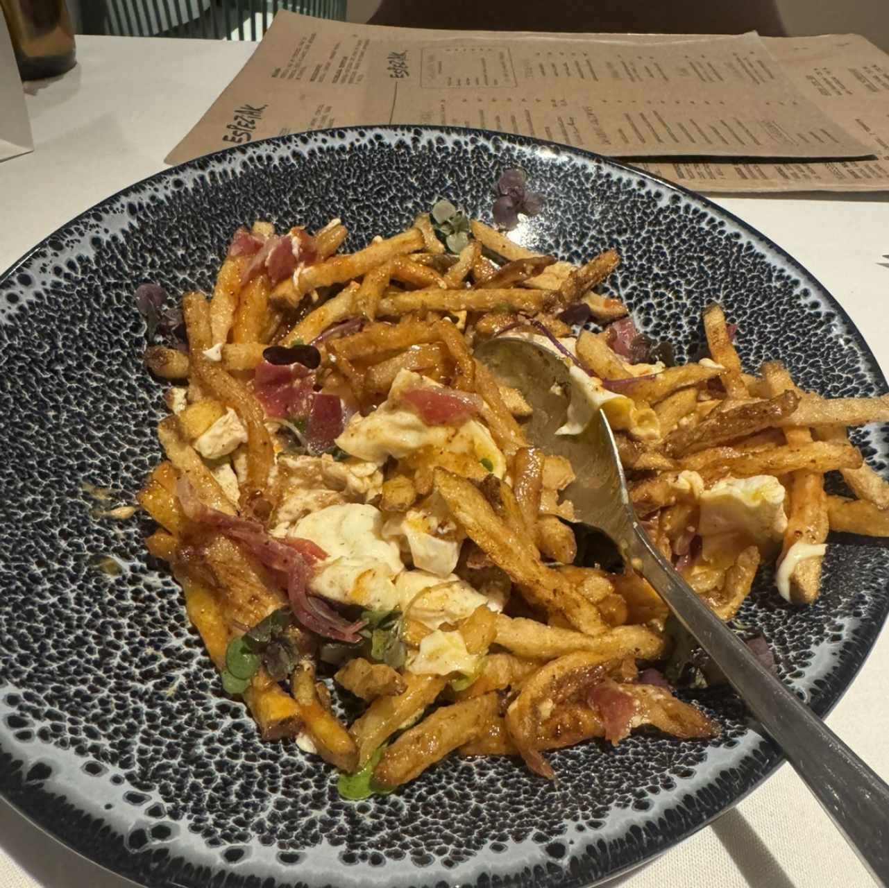 HUEVOS ROTOS A LA BRAVA