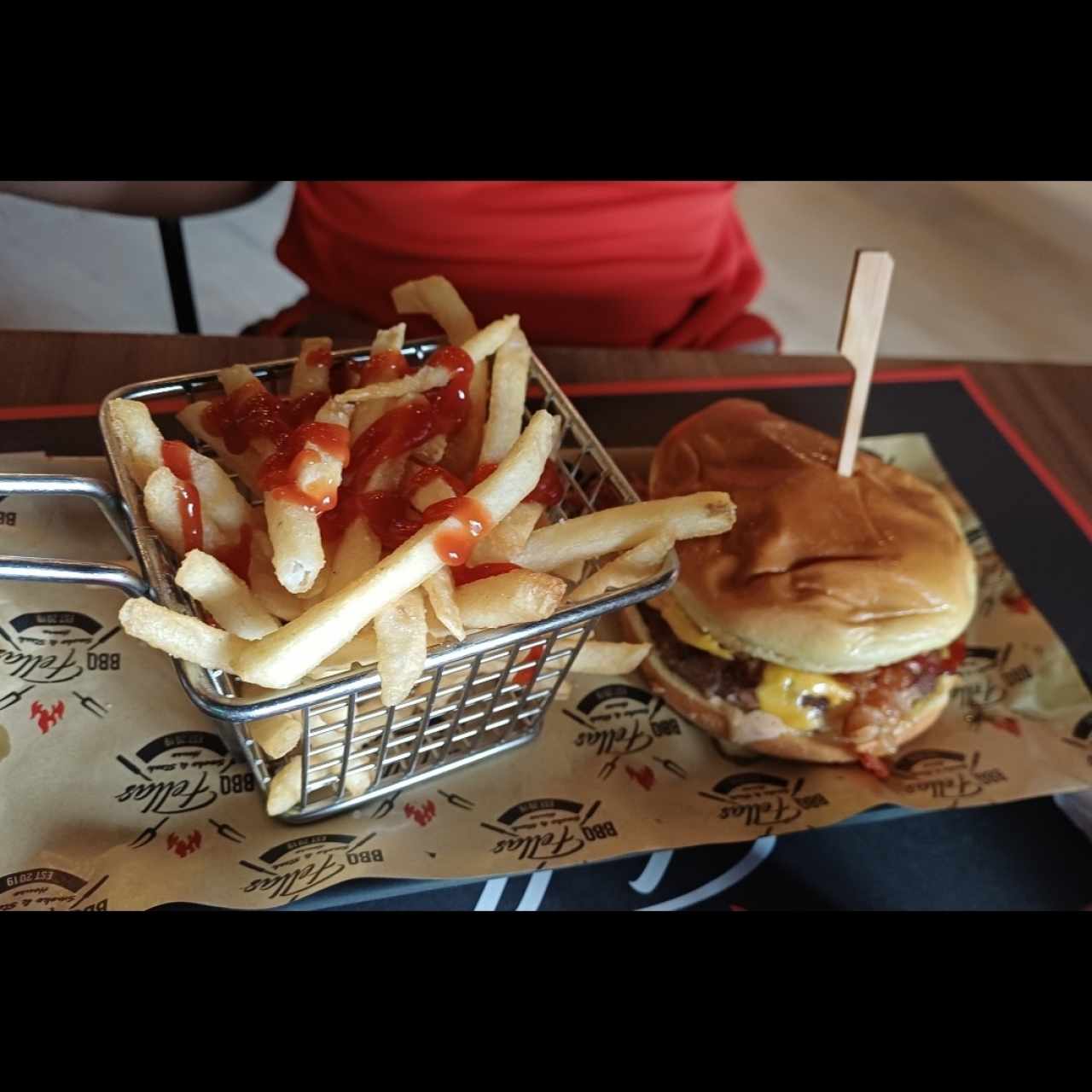 D-Cheese sencilla con Bacon 